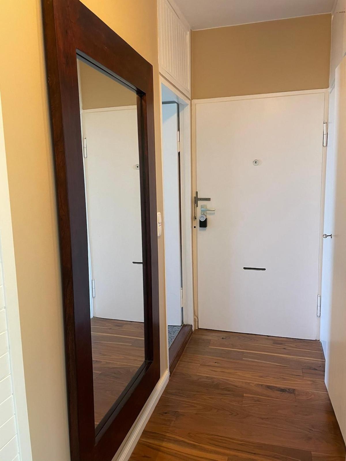 Modern And Cozy Apartment In Good Location Берлин Экстерьер фото