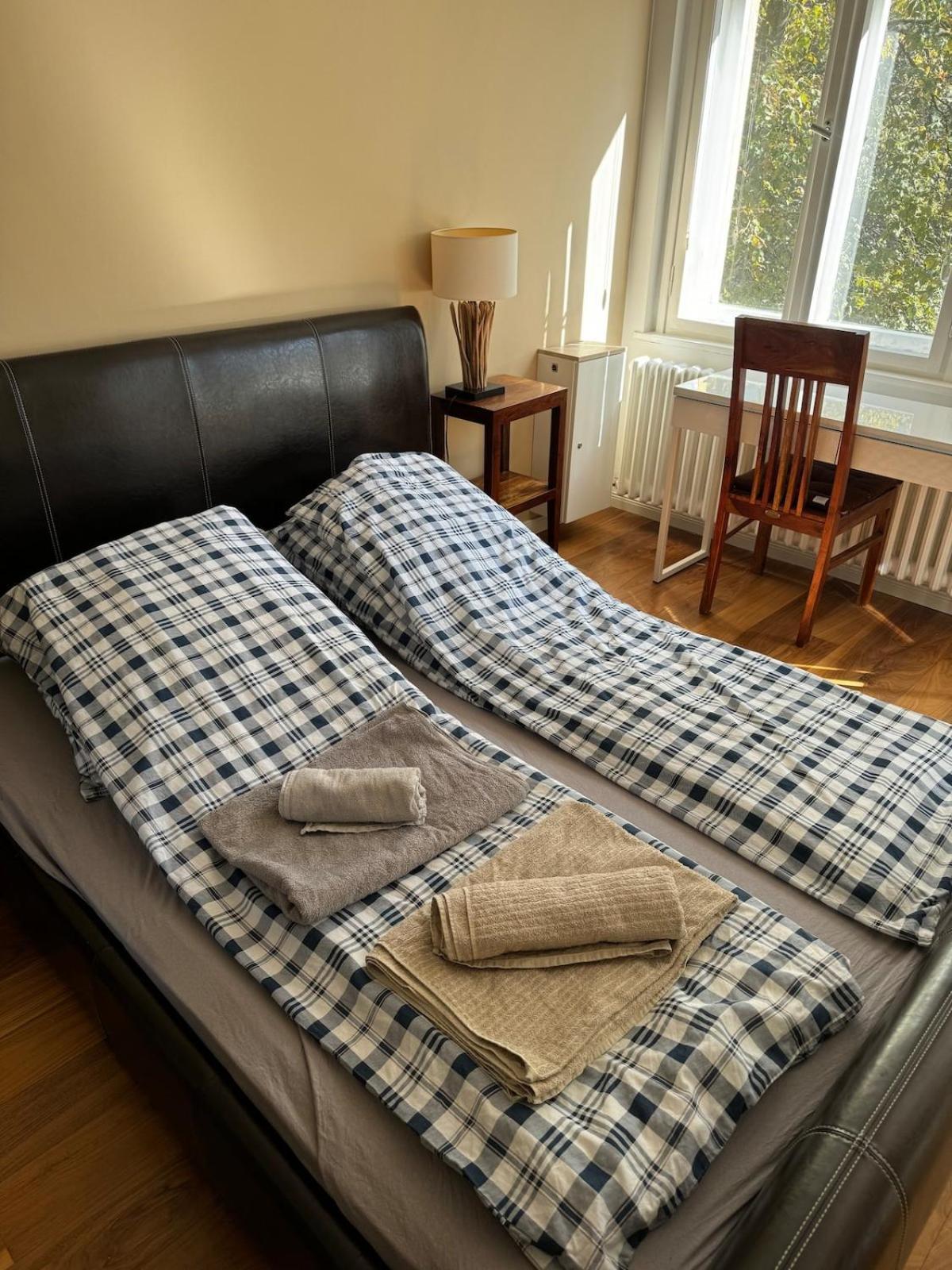 Modern And Cozy Apartment In Good Location Берлин Экстерьер фото